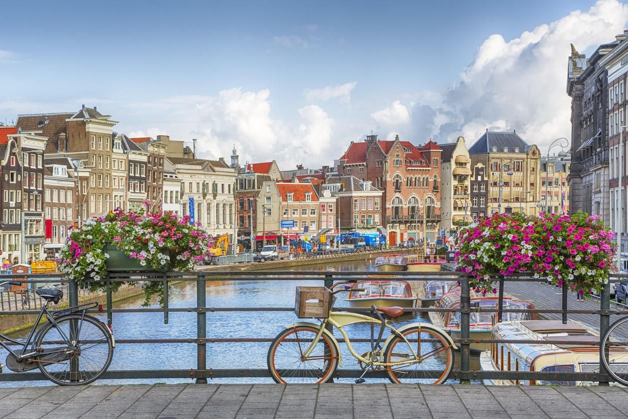 Amsterdam, capital of the Netherlands, has more than one hundred kilometres of canals, about 90 islands and 1,500 bridges.