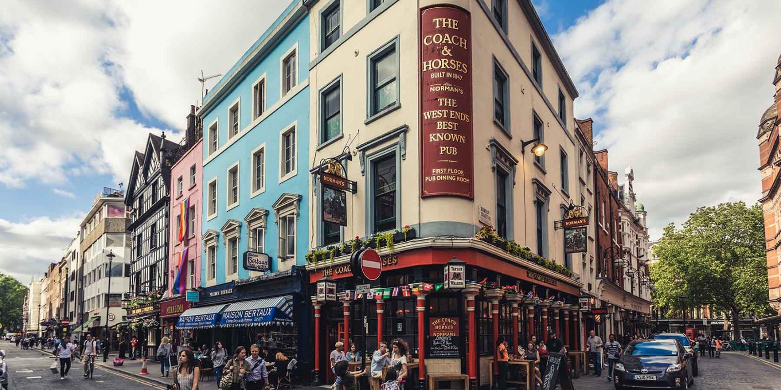 Tour de Pubs Históricos de Londres: Guía Definitiva 2025